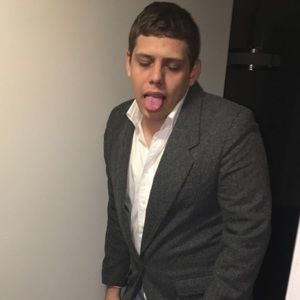 Meet your Posher, Evan